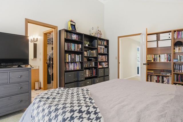 17 Tonga Drive, Bow, NH 03304