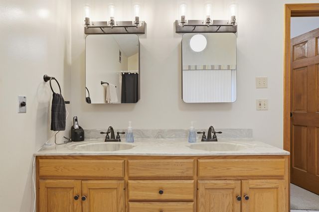 17 Tonga Drive, Bow, NH 03304