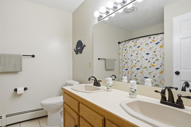 17 Tonga Drive, Bow, NH 03304