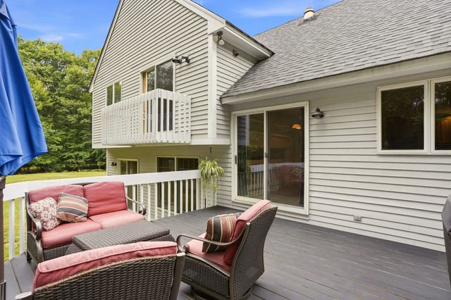 17 Tonga Drive, Bow, NH 03304
