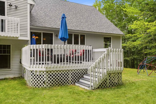 17 Tonga Drive, Bow, NH 03304