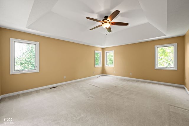 1300 Woodpond N Roundabout, Carmel, IN 46033