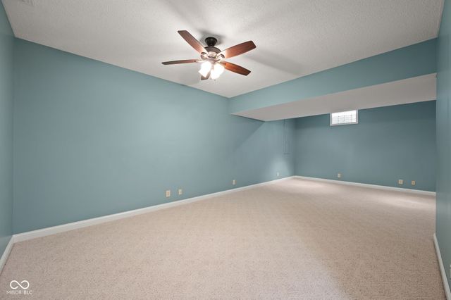 1300 Woodpond N Roundabout, Carmel, IN 46033