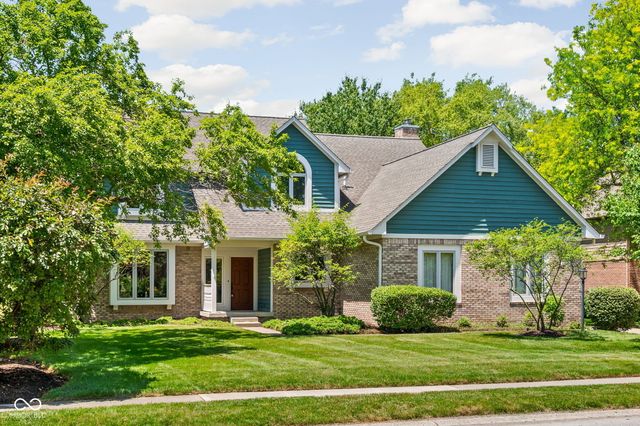 1300 Woodpond N Roundabout, Carmel, IN 46033