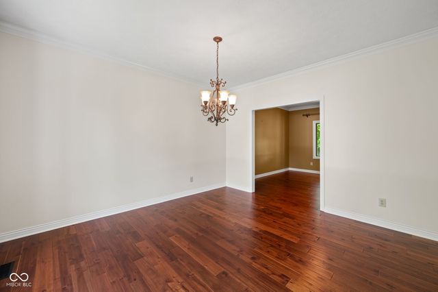 1300 Woodpond N Roundabout, Carmel, IN 46033