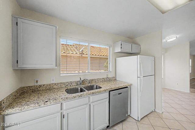 1006 W REDONDO Drive, Gilbert, AZ 85233
