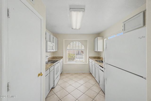 1006 W REDONDO Drive, Gilbert, AZ 85233
