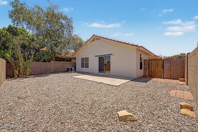 1006 W REDONDO Drive, Gilbert, AZ 85233