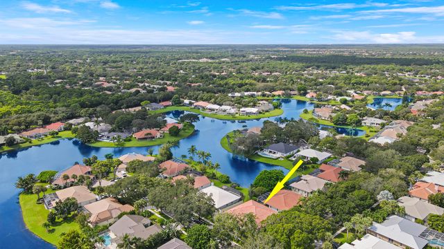 18951 Painted Leaf Court, Jupiter, FL 33458
