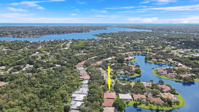 18951 Painted Leaf Court, Jupiter, FL 33458