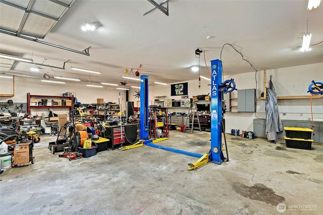 15711 28th Avenue NW, Gig Harbor, WA 98322