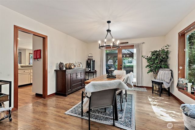 15711 28th Avenue NW, Gig Harbor, WA 98322