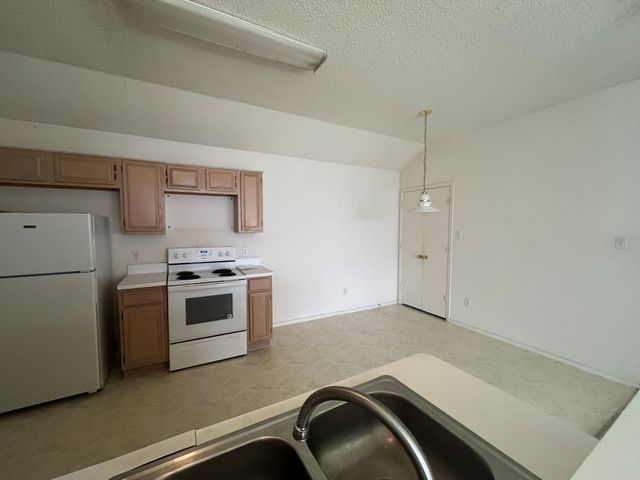 3141 Twisted Vine Lane, Grand Prairie, TX 75052