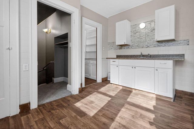 5331 N 37th STREET, Milwaukee, WI 53209