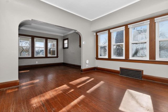 5331 N 37th STREET, Milwaukee, WI 53209