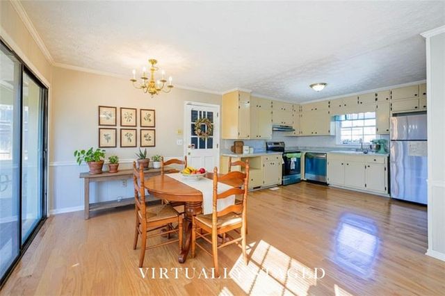 1675 Lake Lucerne SW Road, Lilburn, GA 30047