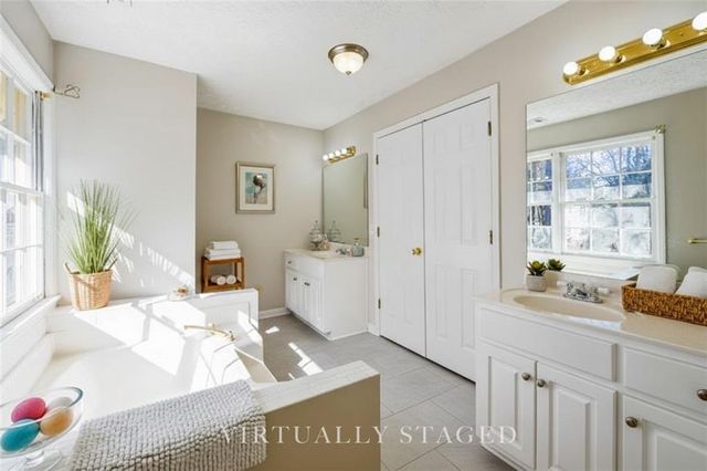 1675 Lake Lucerne SW Road, Lilburn, GA 30047