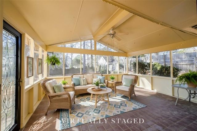 1675 Lake Lucerne SW Road, Lilburn, GA 30047