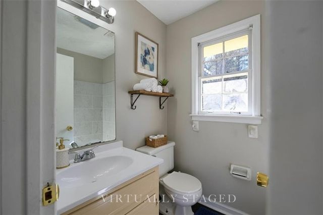 1675 Lake Lucerne SW Road, Lilburn, GA 30047