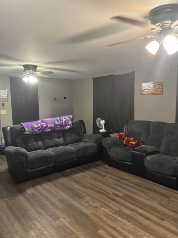 1029 N Orient, El Dorado, KS 67042