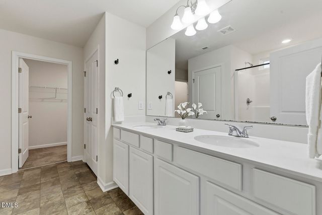 120 Saddle Oaks Lane, Clayton, NC 27520