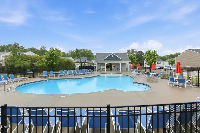 120 Saddle Oaks Lane, Clayton, NC 27520