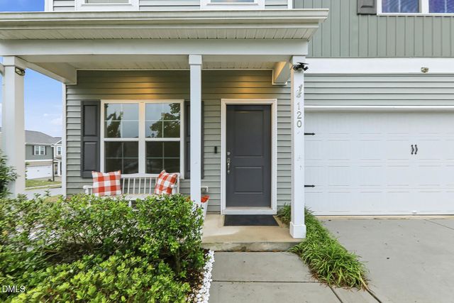 120 Saddle Oaks Lane, Clayton, NC 27520