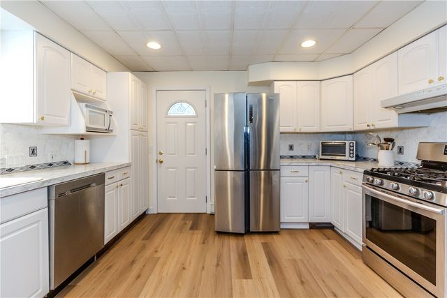 10 Mott Street, Johnston, RI 02919