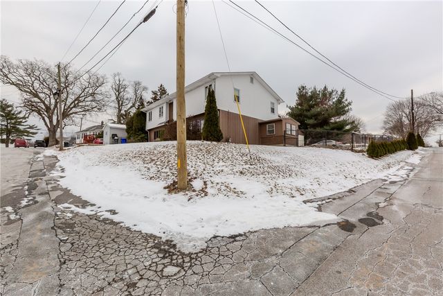 10 Mott Street, Johnston, RI 02919