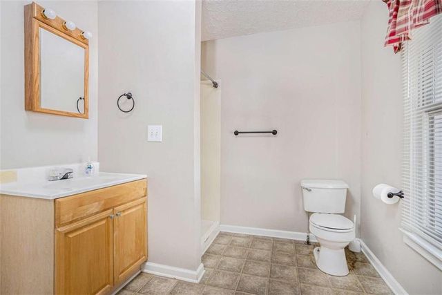 39 Lazy Water Drive, Cartersville, GA 30120