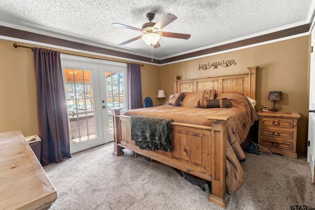 321 Jefferson St, Lone Star, TX 75668