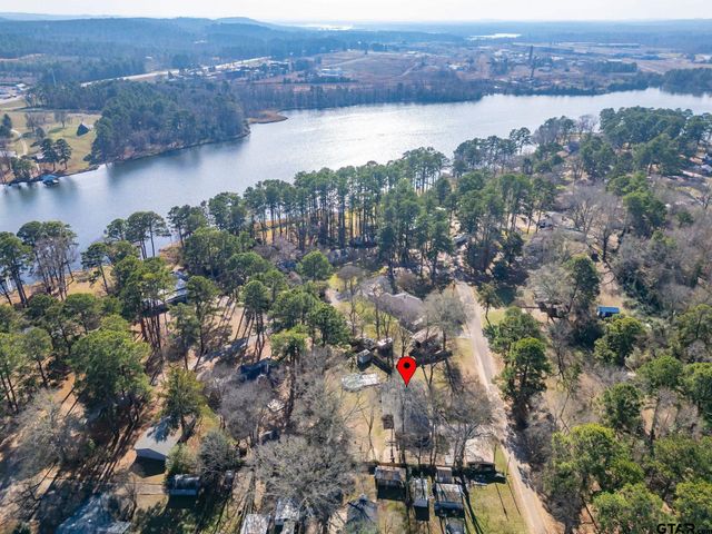 321 Jefferson St, Lone Star, TX 75668