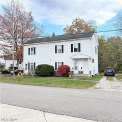 8218 Park, Garrettsville, OH 44231