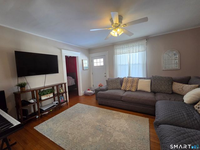 87 Litchfield Road, Watertown, CT 06795