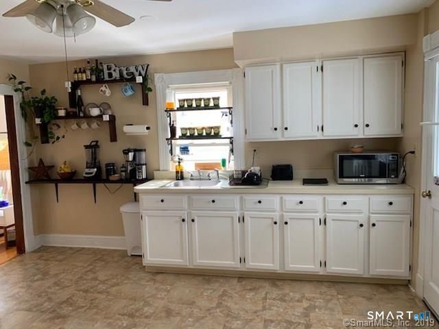 87 Litchfield Road, Watertown, CT 06795