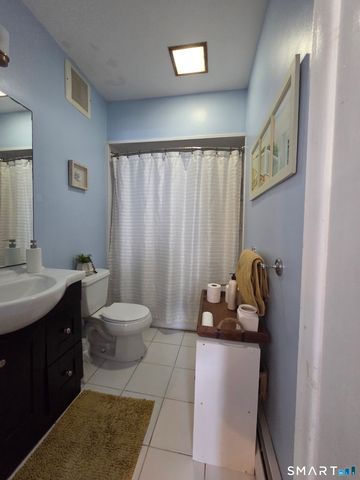 87 Litchfield Road, Watertown, CT 06795