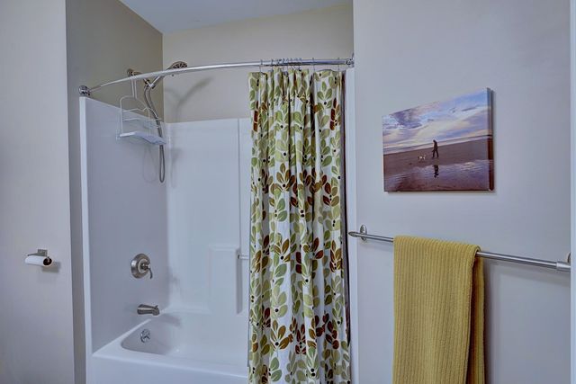 100 Shepards Cove Rd Unit H301, Kittery, ME 03904