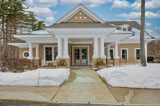 100 Shepards Cove Rd Unit H301, Kittery, ME 03904