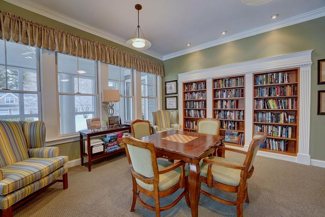 100 Shepards Cove Rd Unit H301, Kittery, ME 03904