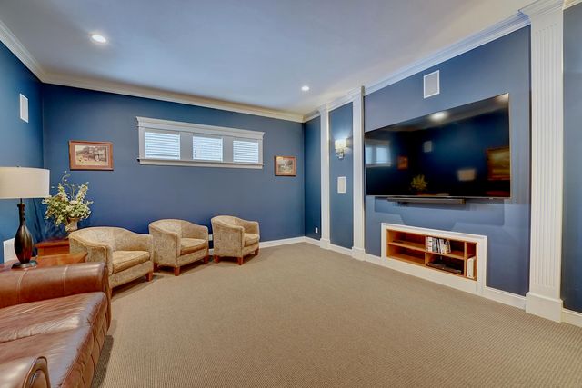 100 Shepards Cove Rd Unit H301, Kittery, ME 03904