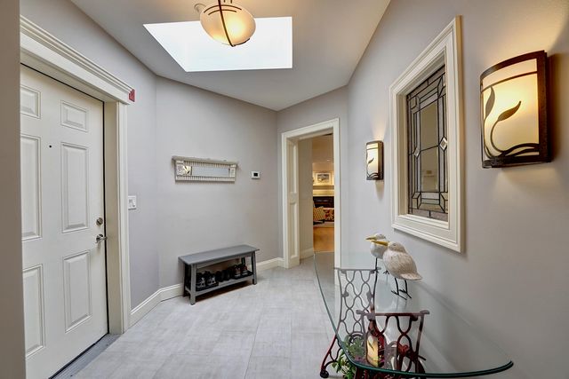 100 Shepards Cove Rd Unit H301, Kittery, ME 03904