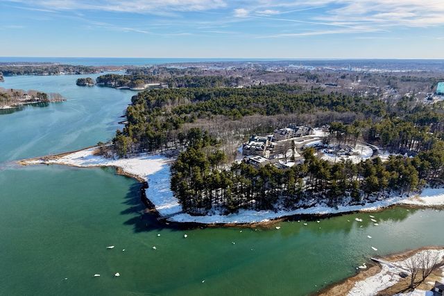 100 Shepards Cove Rd Unit H301, Kittery, ME 03904