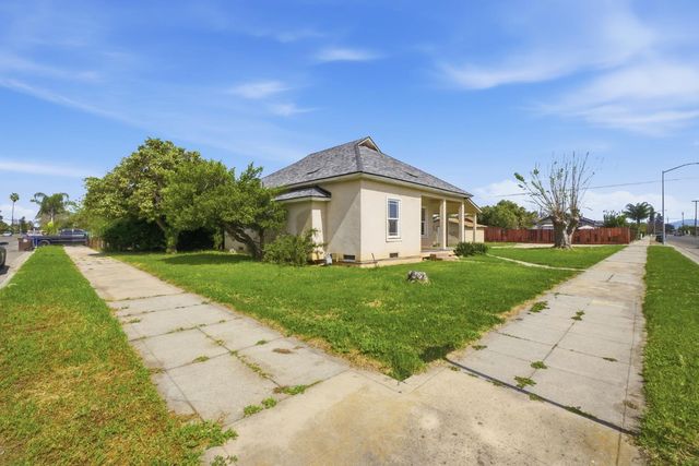 1920 9th Street, Sanger, CA 93657