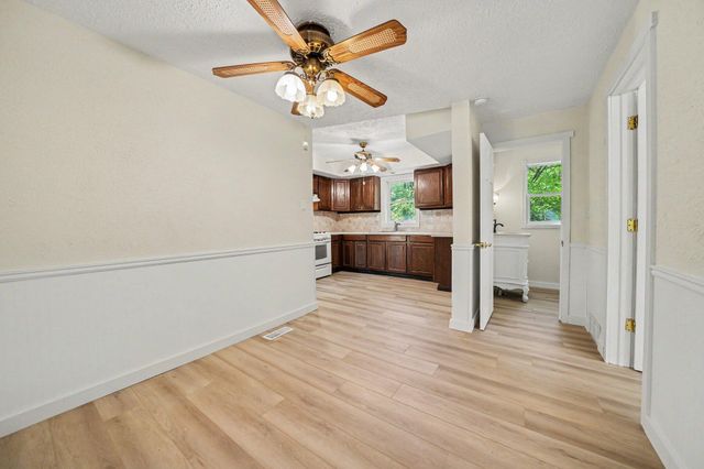 310 S Philip Road, Niles, MI 49120