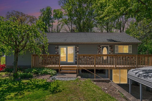 310 S Philip Road, Niles, MI 49120