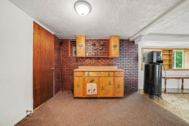 310 S Philip Road, Niles, MI 49120