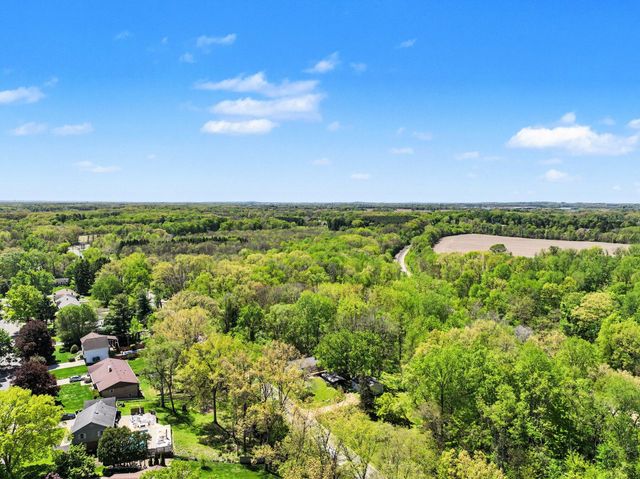 310 S Philip Road, Niles, MI 49120
