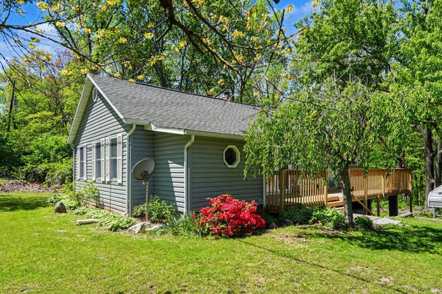 310 S Philip Road, Niles, MI 49120
