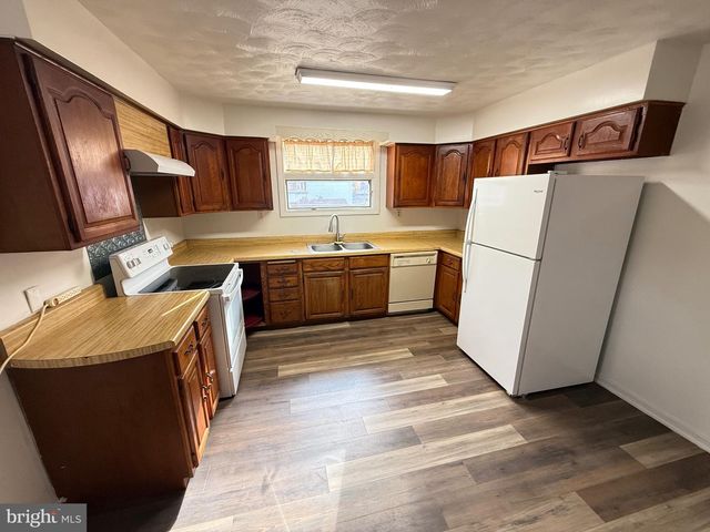 565 CARSKADON RD, Keyser, WV 26726