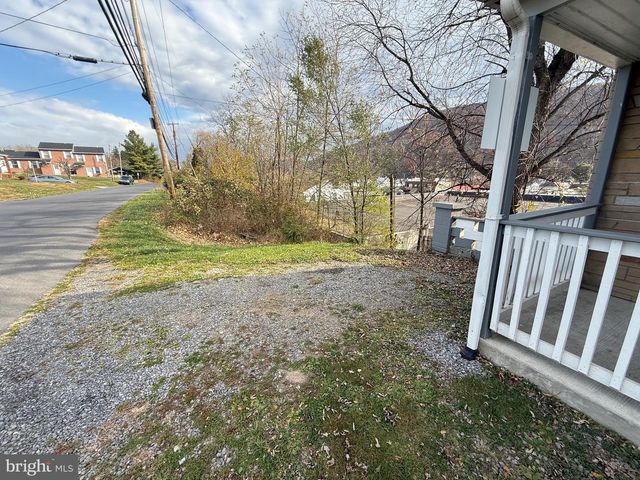 565 CARSKADON RD, Keyser, WV 26726